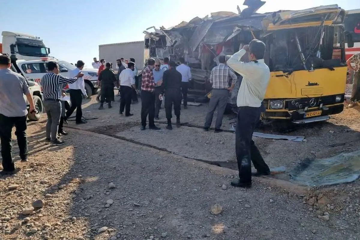 جزئیات جدید از علت تصادف اتوبوس دانشجویان در سمنان | راننده اتوبوس بازداشت شد