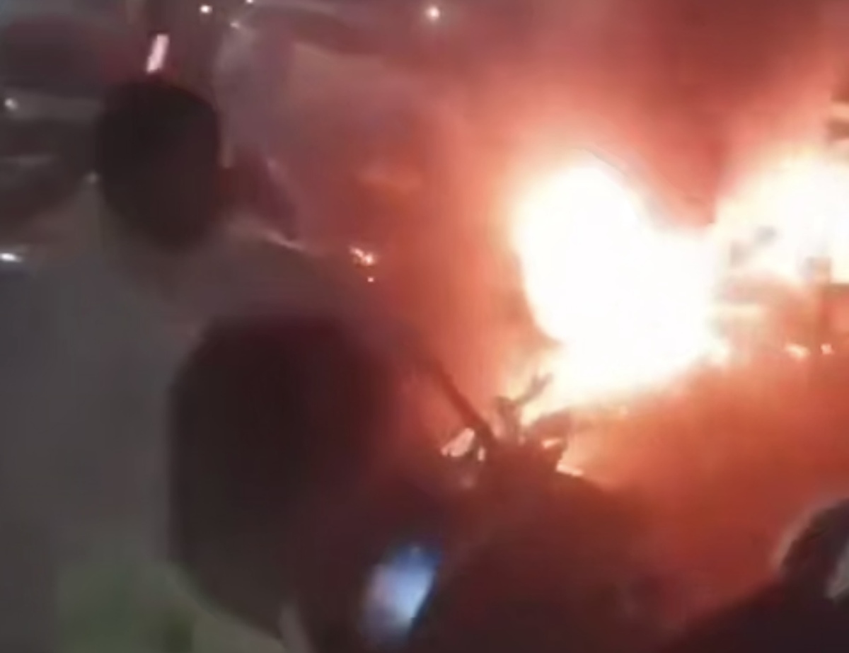 انفجار گسترده یک خودرو در دهلی‌نو | ۸ نفر کشته شدند + ویدیو