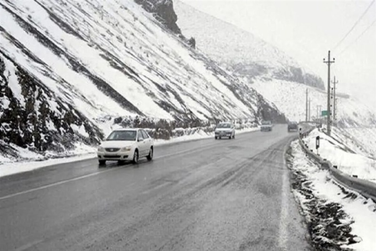 جاده‌های کدام استان‌ها بارانی می‌شوند؟