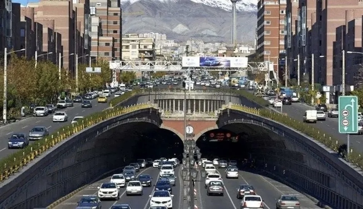 هر دو مسیر تونل توحید امشب مسدود است