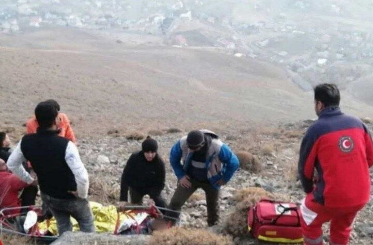 نخستین تصاویر از صحنه حادثه سقوط رضا امیرخانی + ویدیو