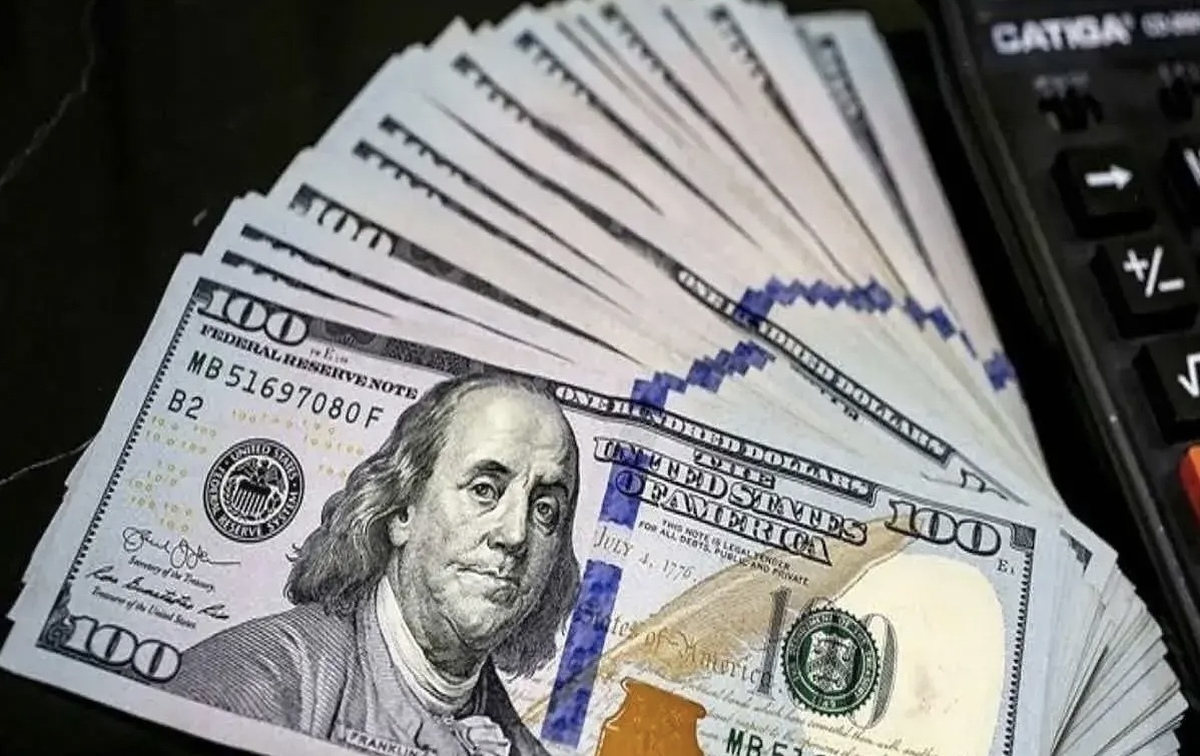 قیمت دلار و قیمت یورو امروز دوشنبه ۱۷ آذر ۱۴۰۴ + جدول