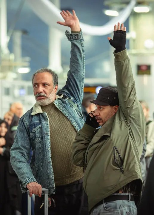 اکران عمومی «بورسیه» با نقش آفرینی جواد عزتی و امیر جعفری اکران عمومی «بورسیه» با نقش آفرینی جواد عزتی و امیر جعفری