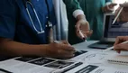 پروانه منقضی پزشکان یک ماه تمدید شد