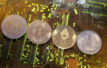 قیمت بیت کوین و ارز‌های دیجیتال امروز سه‌شنبه ۱۳ مرداد ۱۴۰۵ + جدول