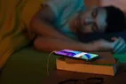با استفاده از گوشی هوشمند بهتر بخوابید!